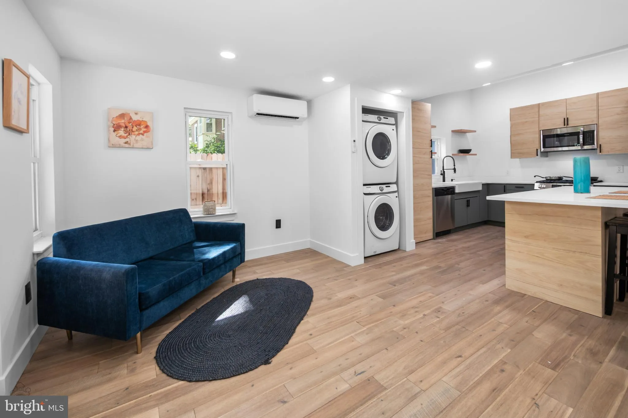 Philadelphia, Pennsylvania 19119, United States, 3 Bedrooms Bedrooms, ,2 BathroomsBathrooms,Residential,Pending,201552