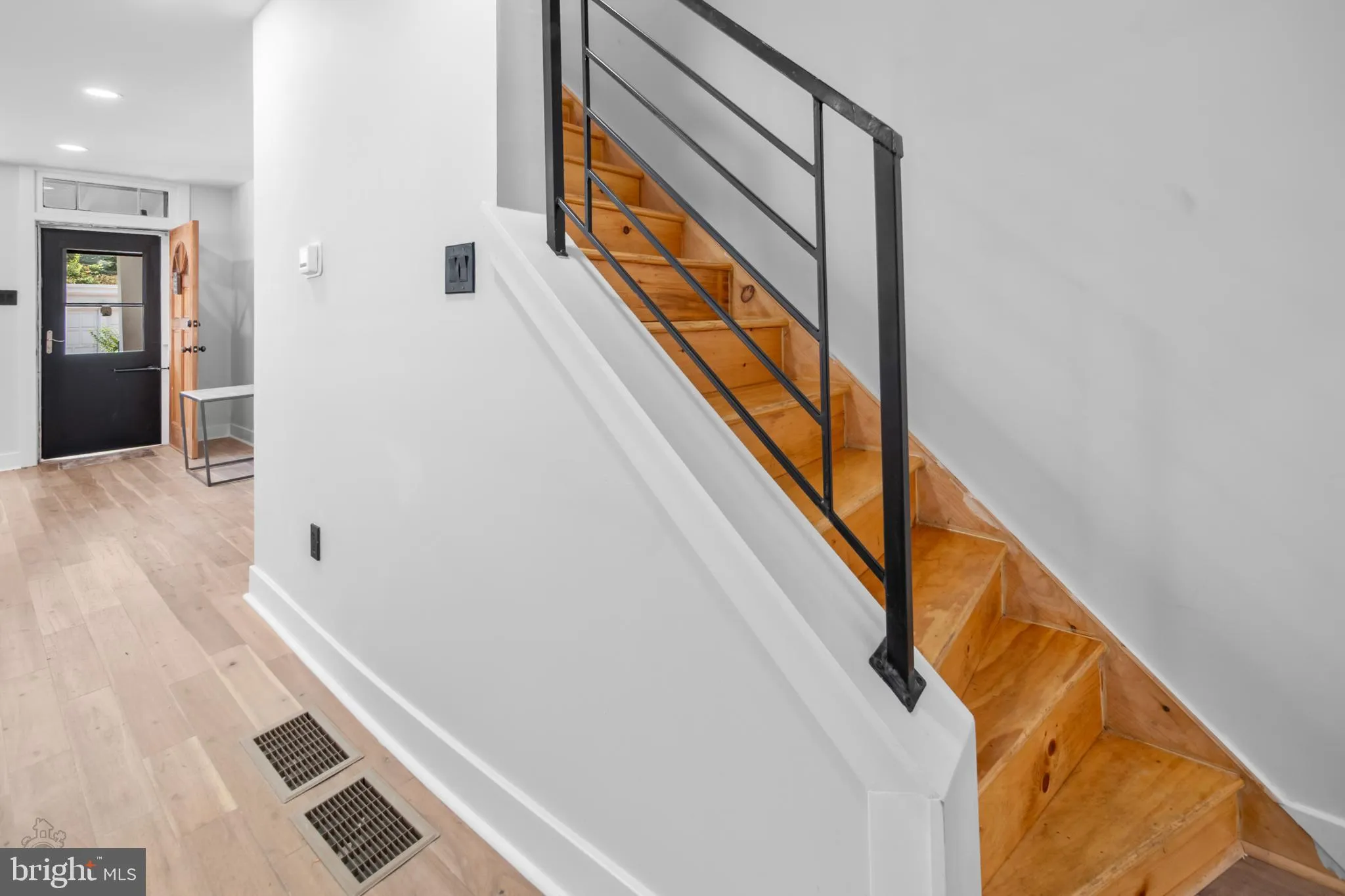 Philadelphia, Pennsylvania 19119, United States, 3 Bedrooms Bedrooms, ,2 BathroomsBathrooms,Residential,Pending,201552