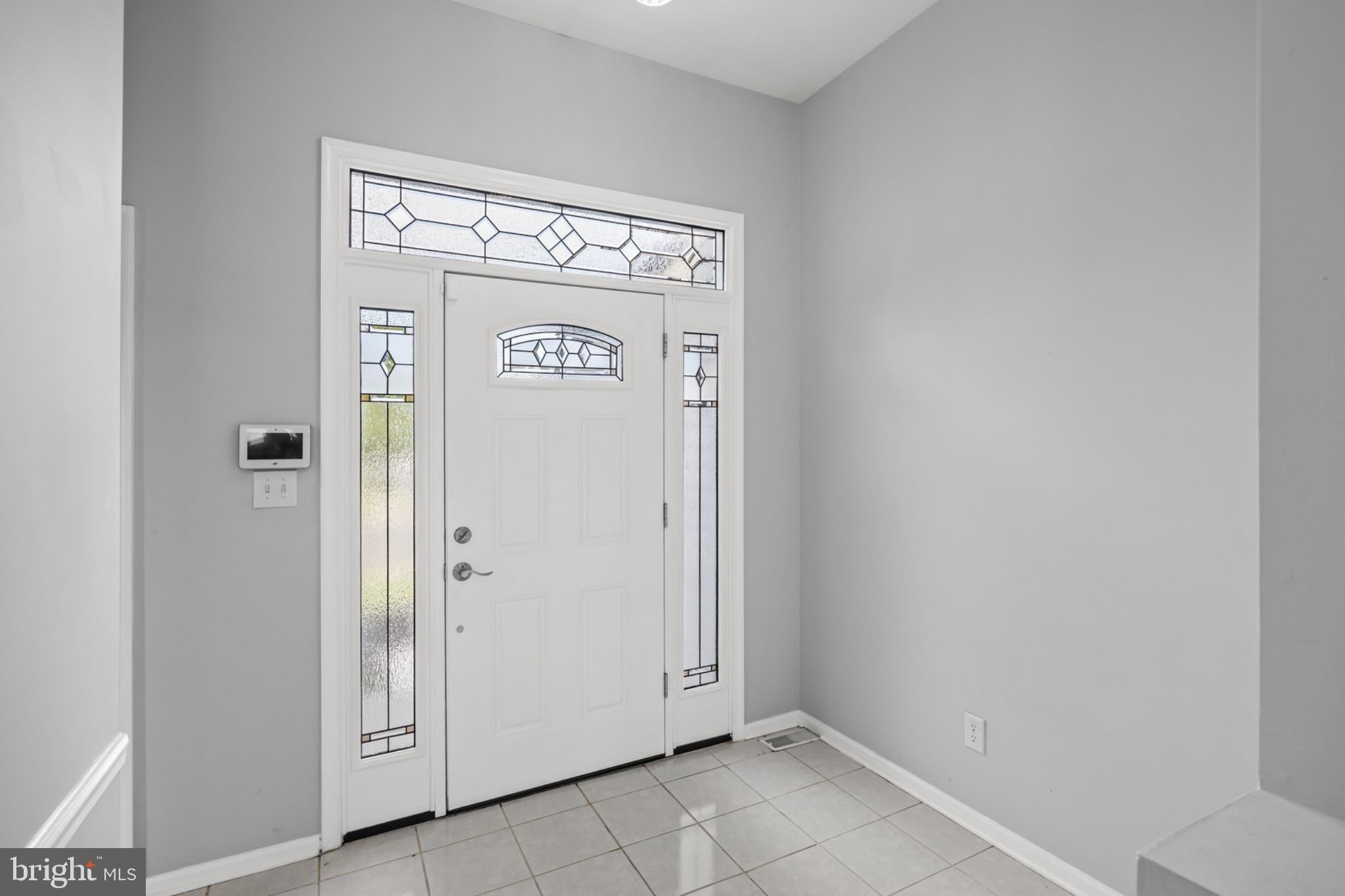 8 QUINCY MANOR LANE