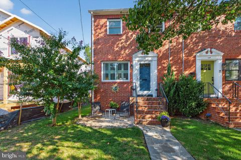 16 E MONROE AVENUE ALEXANDRIA VA 22301