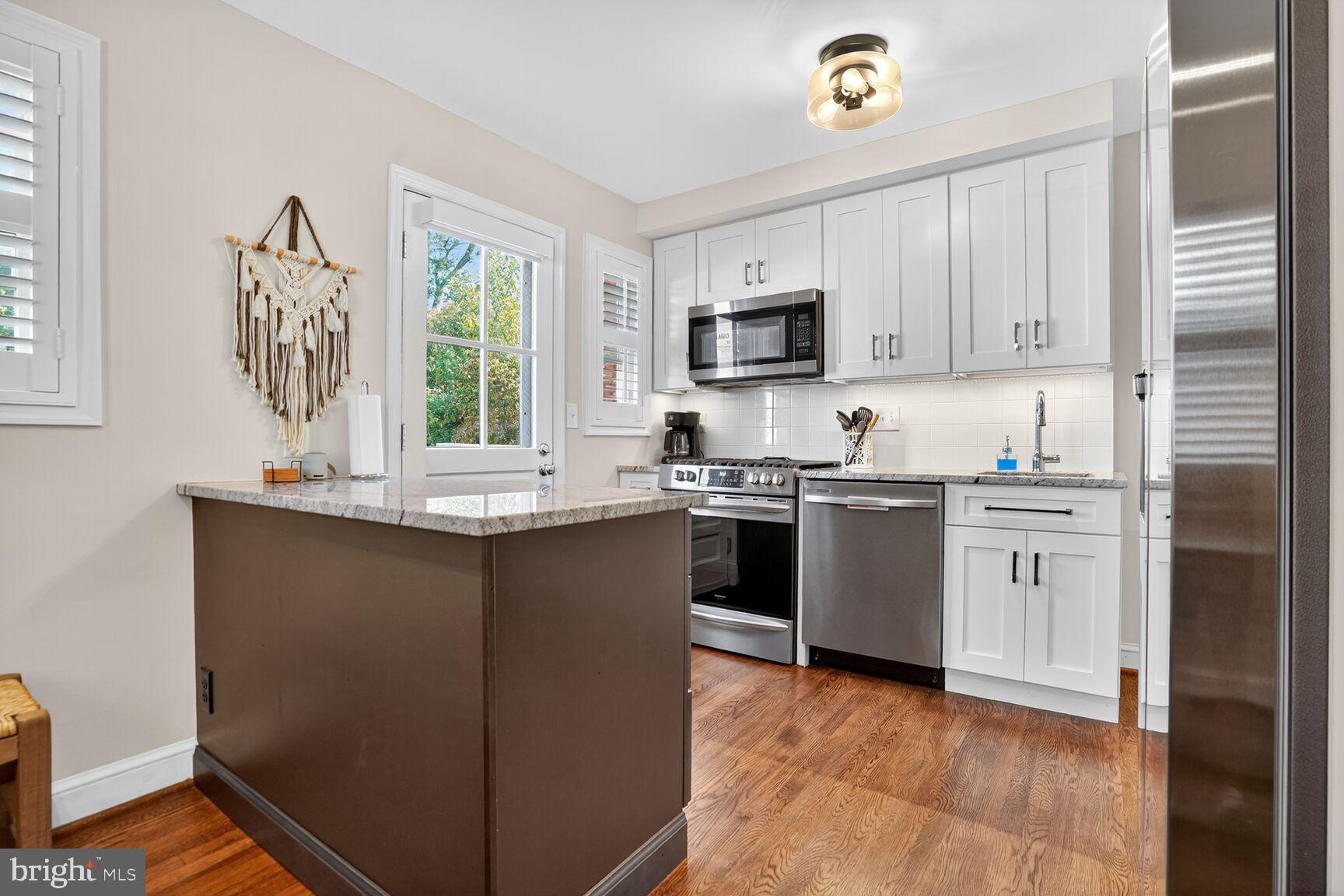 DEL RAY - Residential