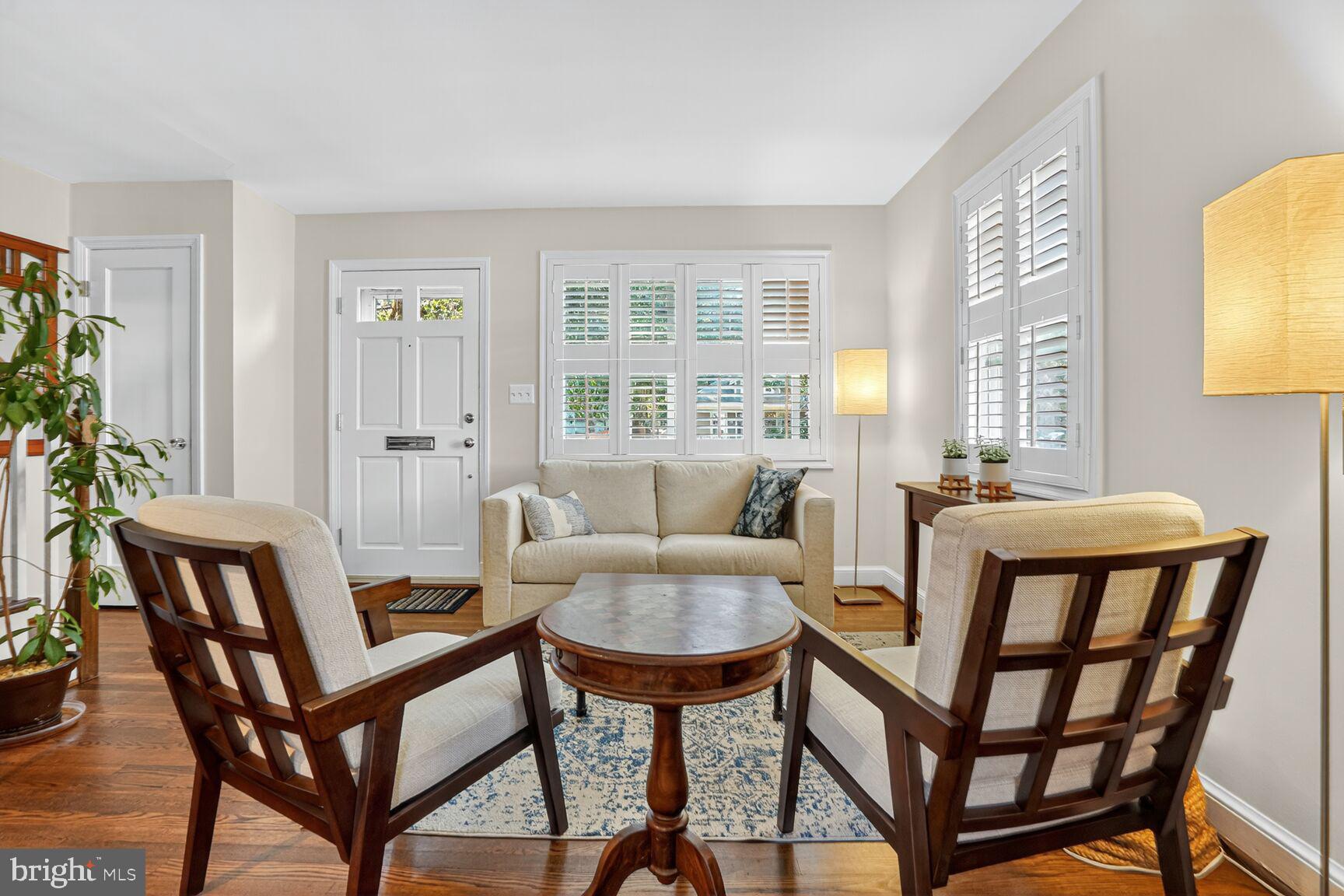 16 E MONROE AVENUE