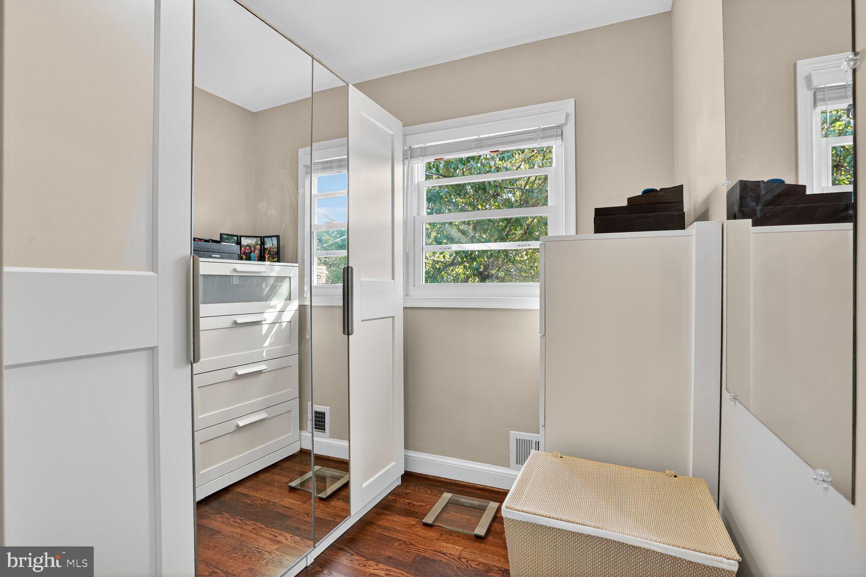 DEL RAY - Residential