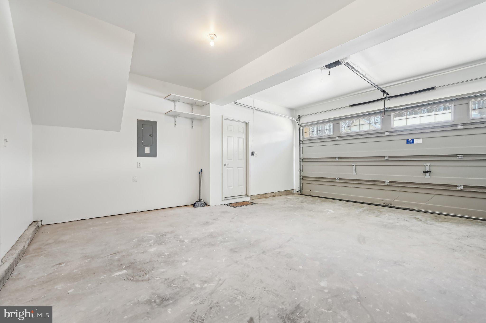 MONMOUTH MEADOWS - Residential