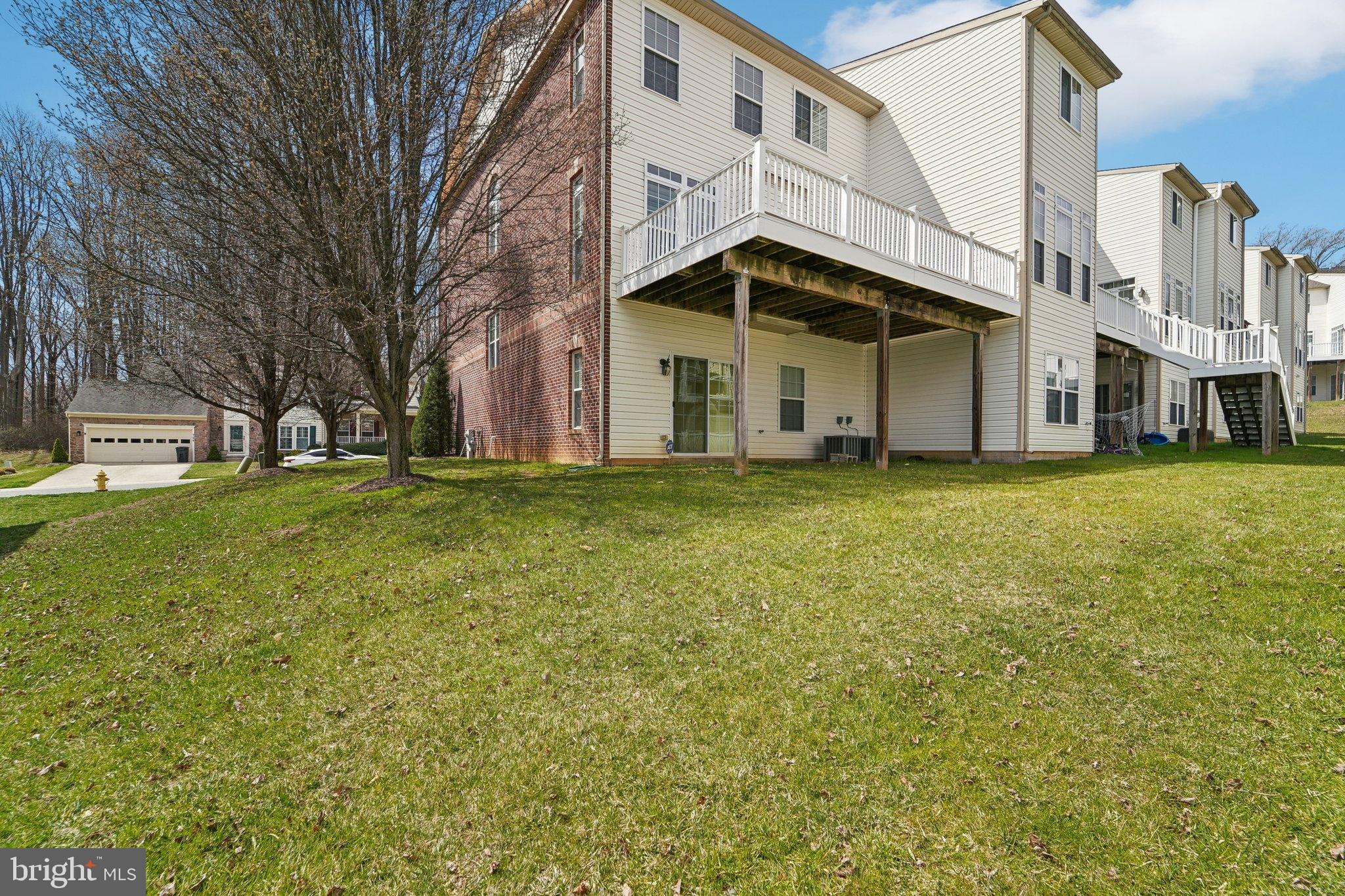 MONMOUTH MEADOWS - Residential