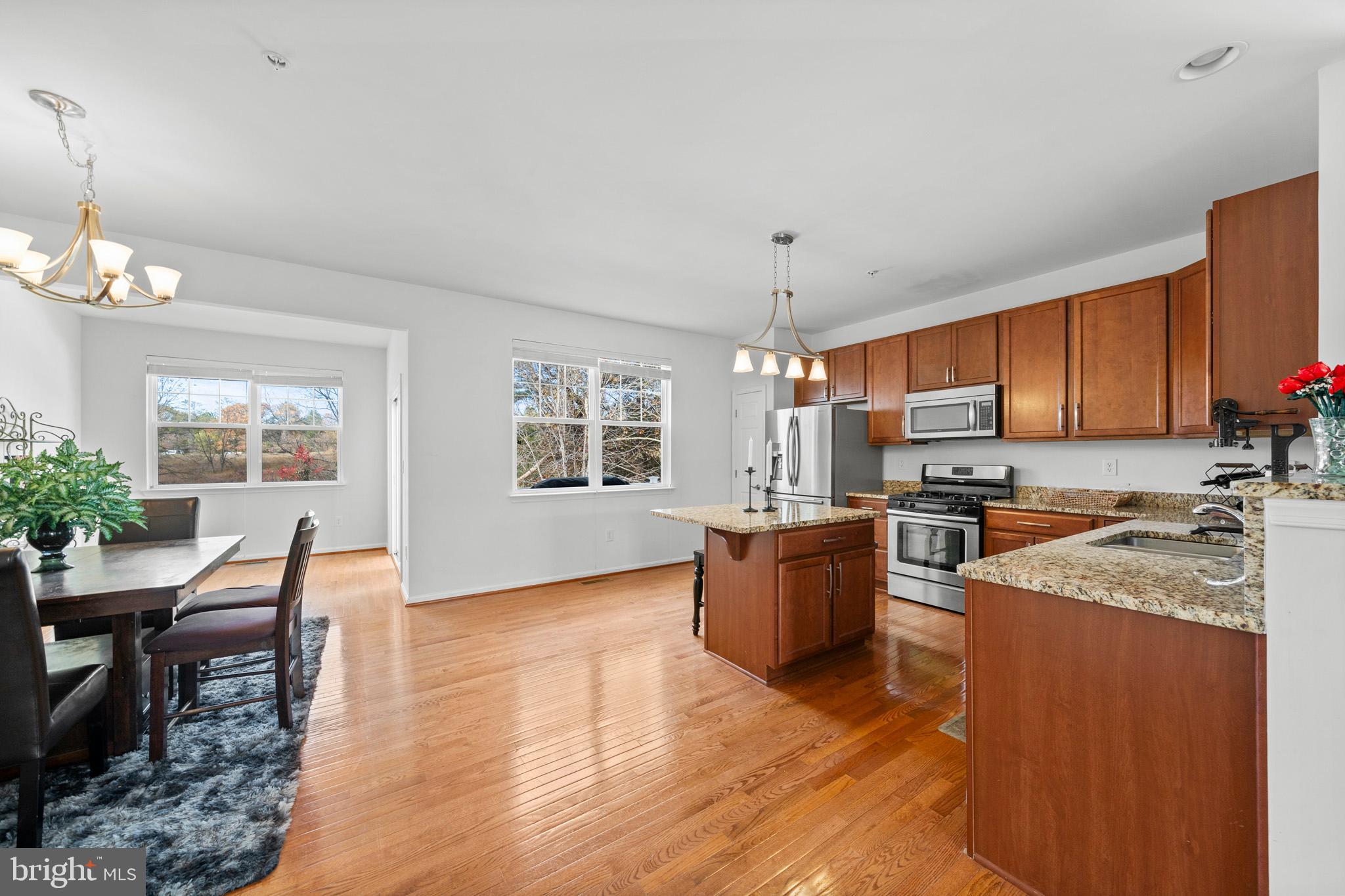 OAK TREE LANDING - Residential