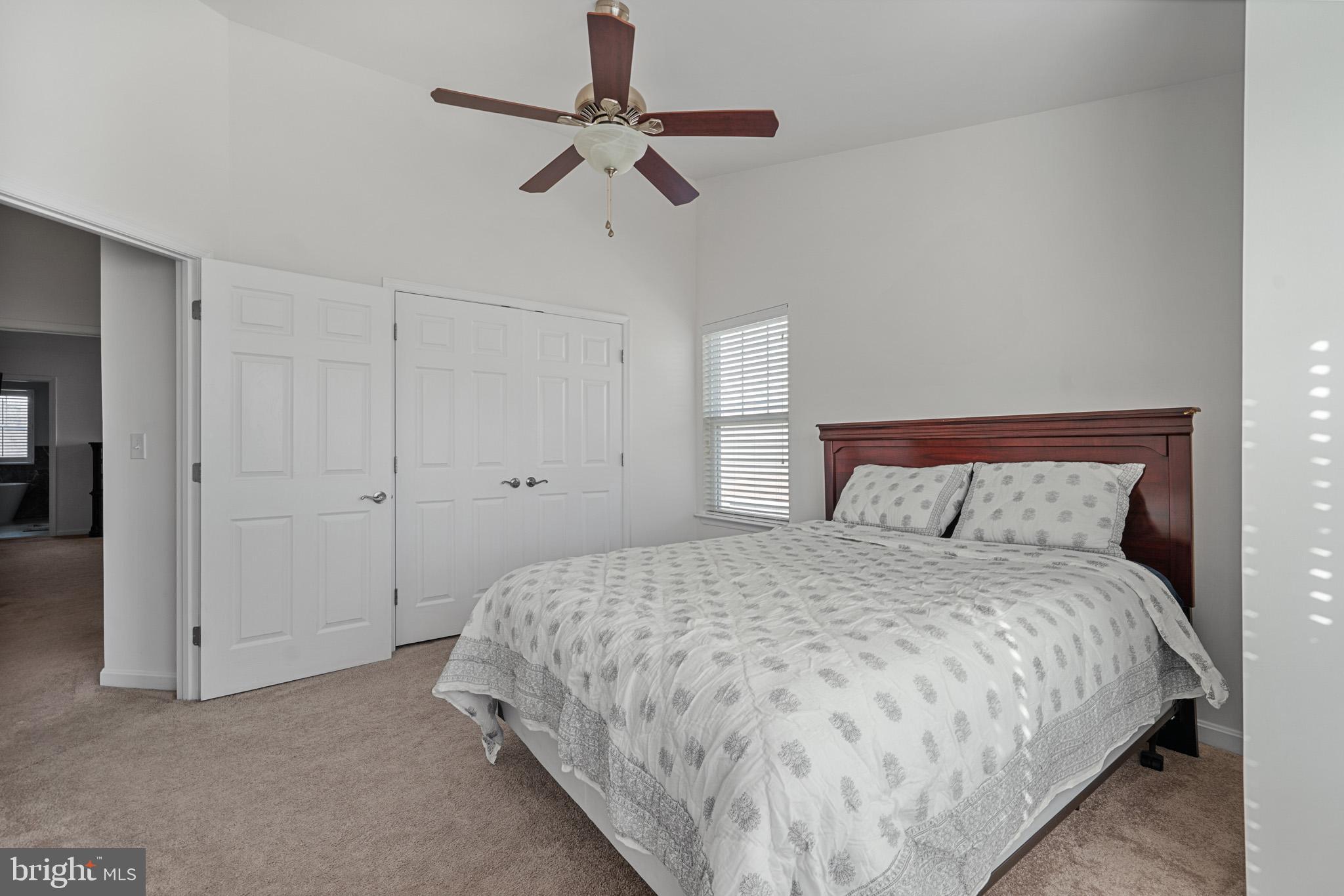 OAK TREE LANDING - Residential