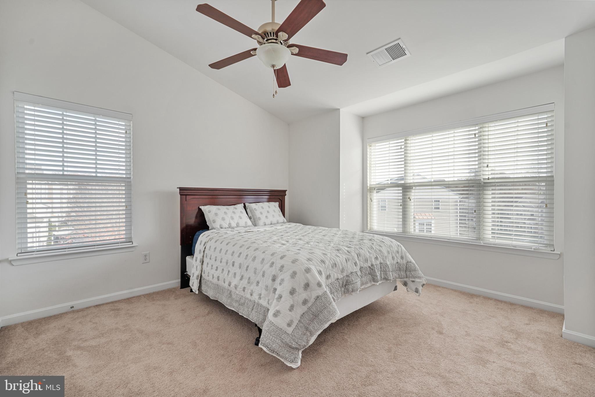 OAK TREE LANDING - Residential