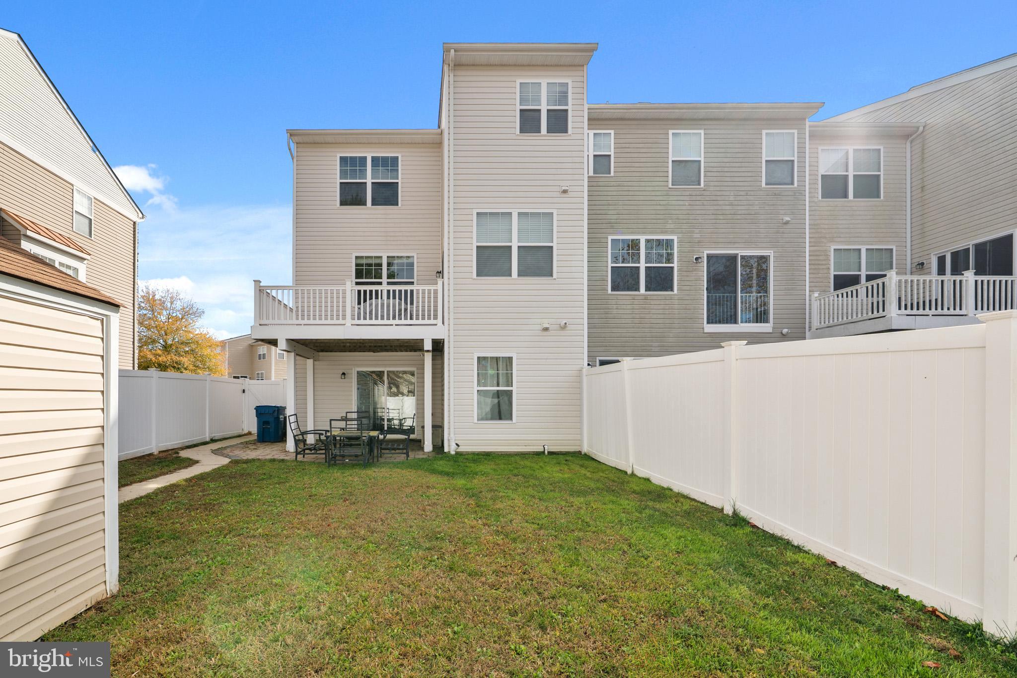 OAK TREE LANDING - Residential