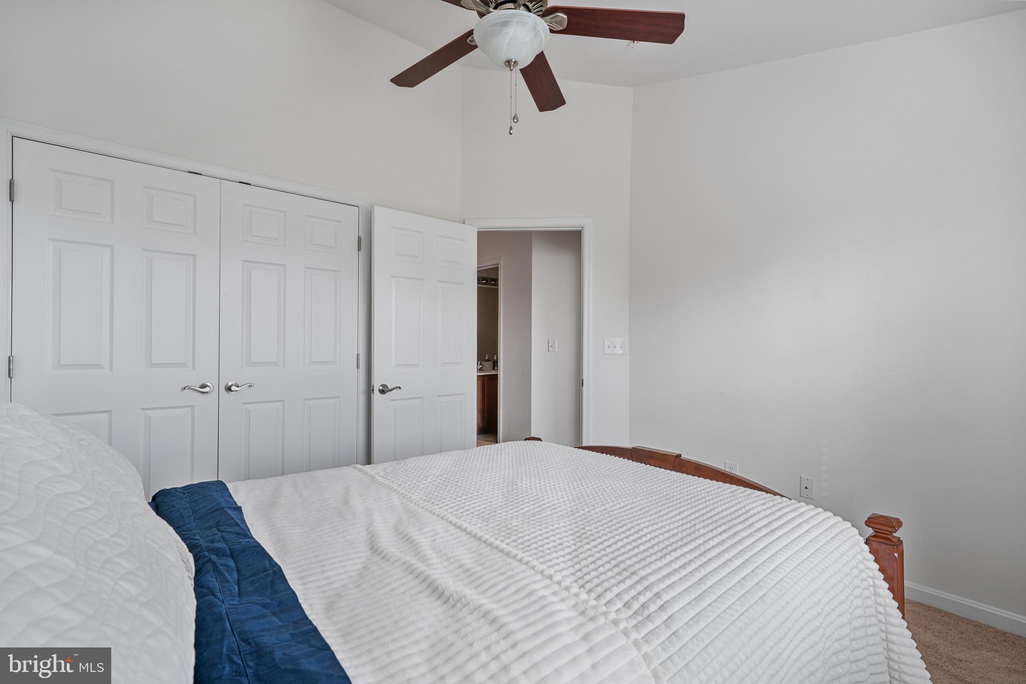 OAK TREE LANDING - Residential