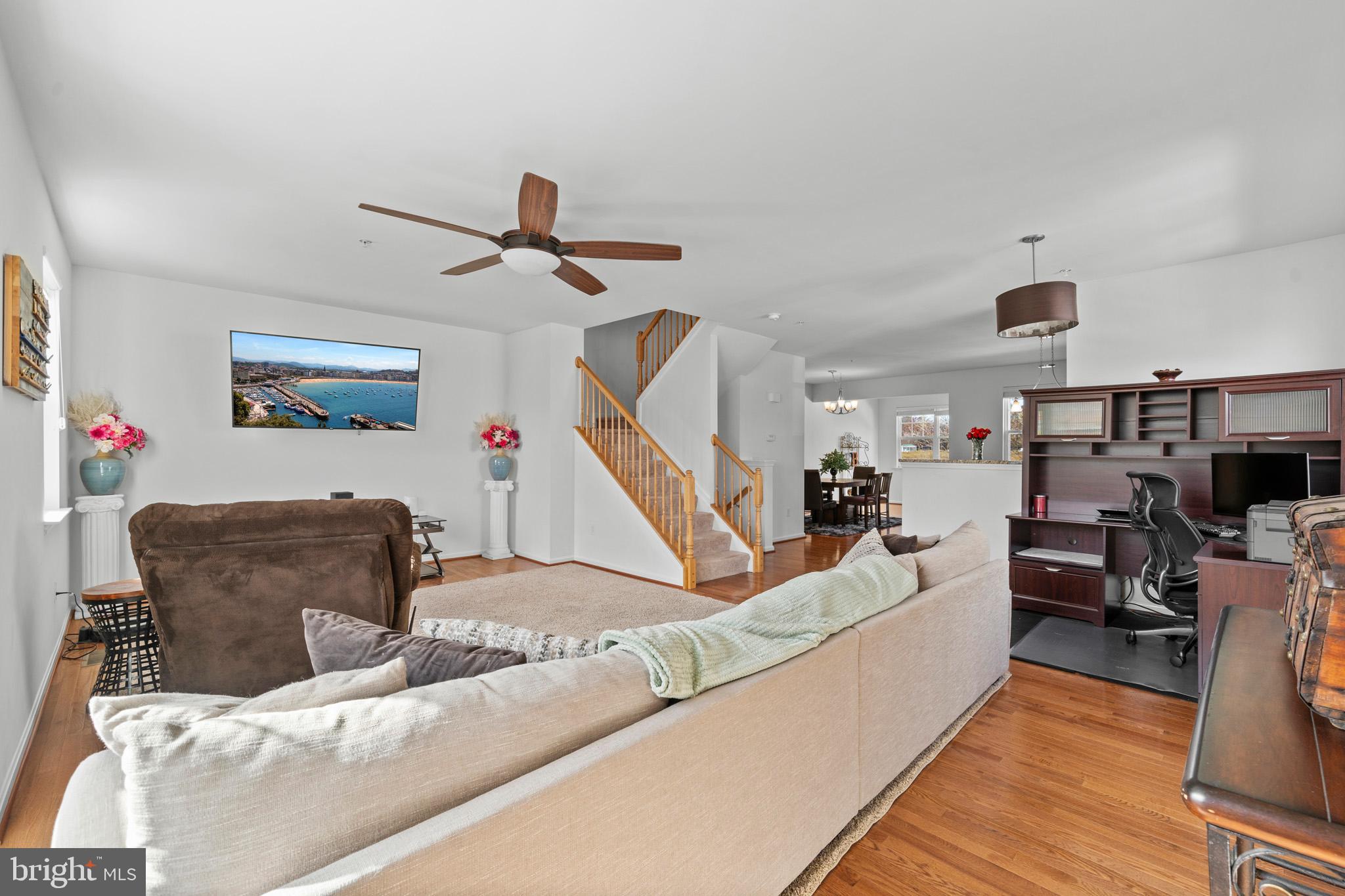 OAK TREE LANDING - Residential