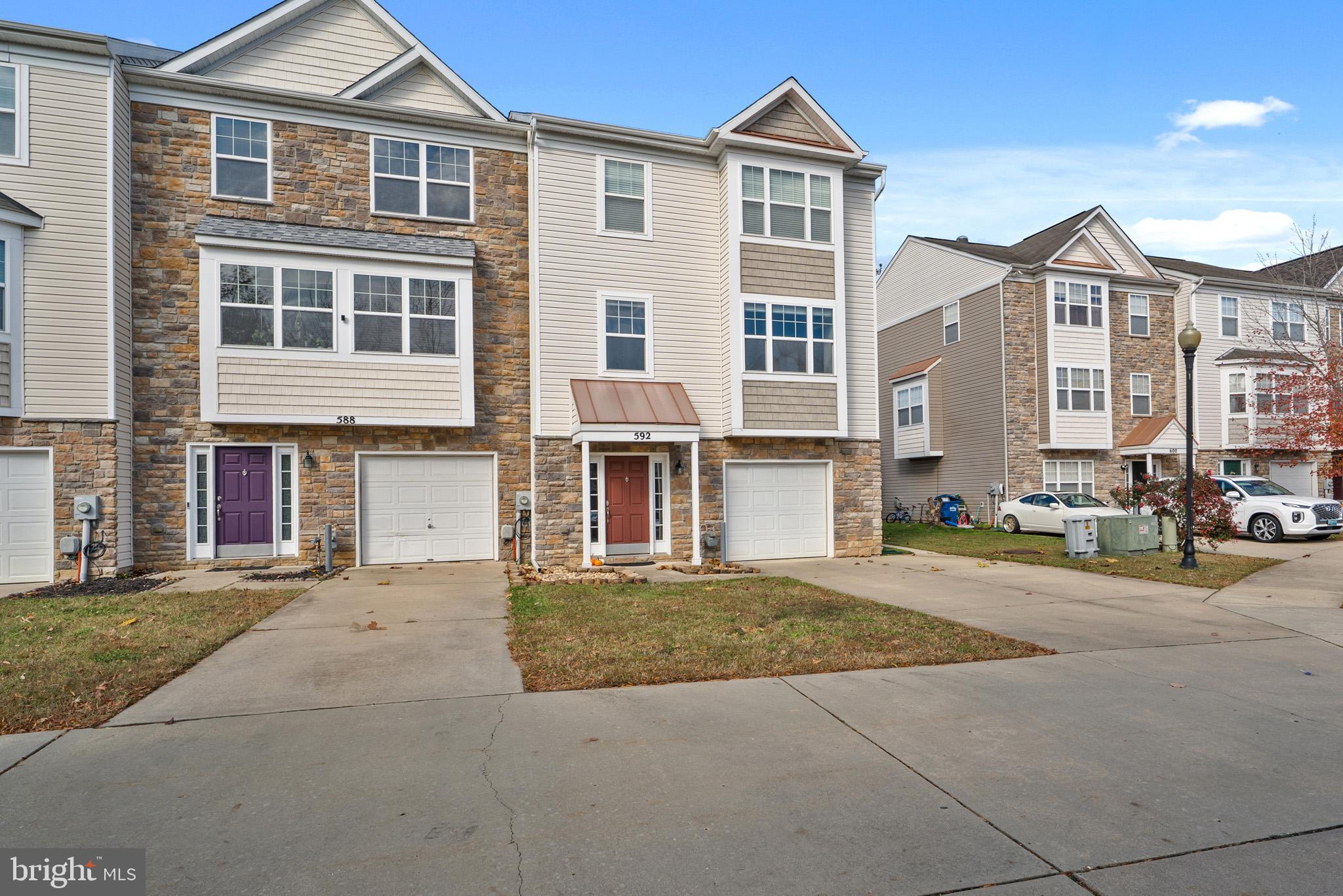 OAK TREE LANDING - Residential