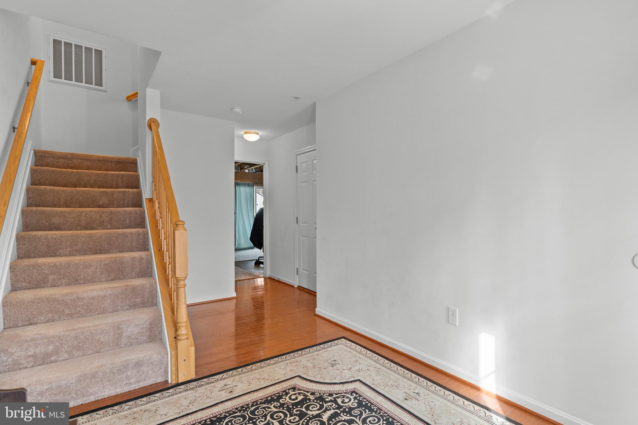 OAK TREE LANDING - Residential