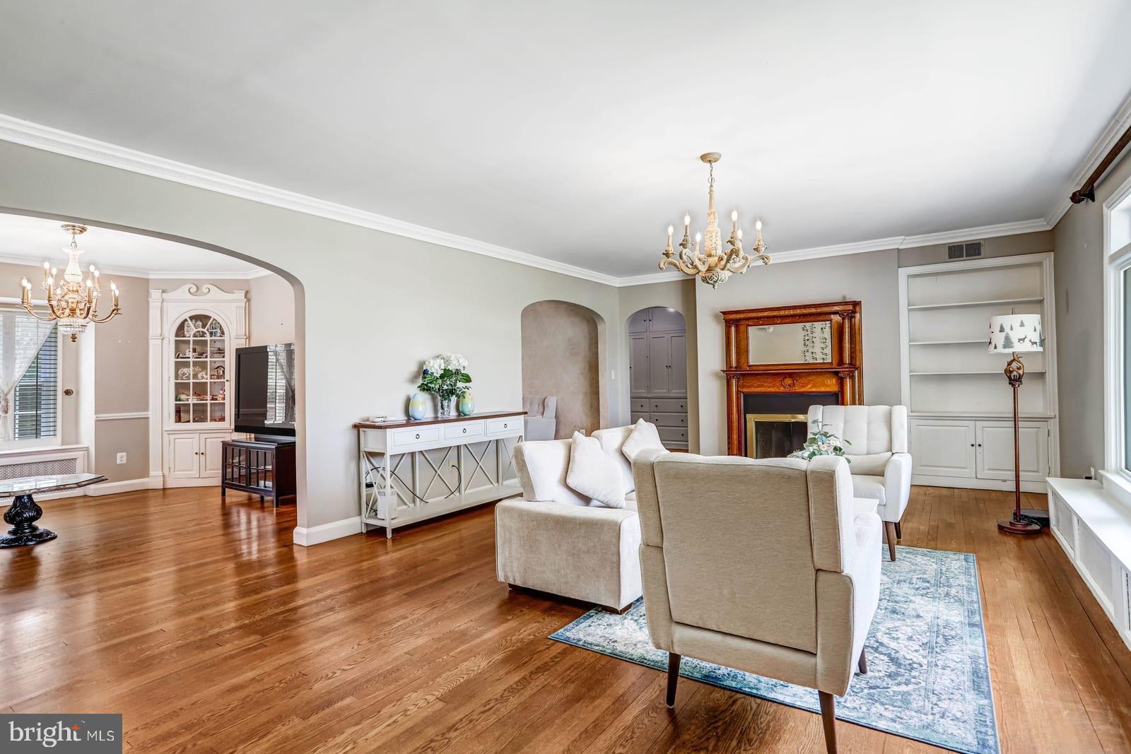 NORTH POTOMAC - Residential