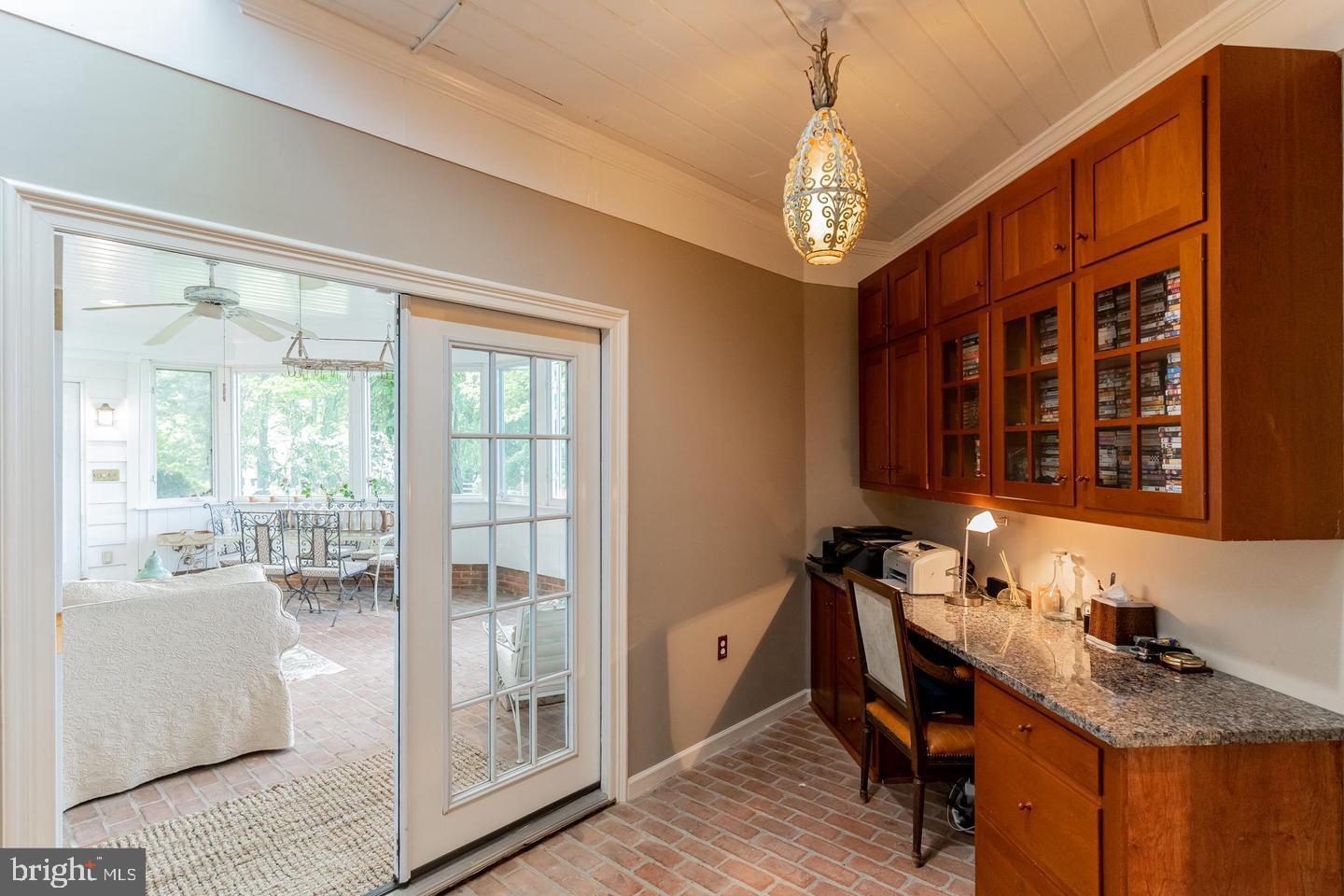 NORTH POTOMAC - Residential