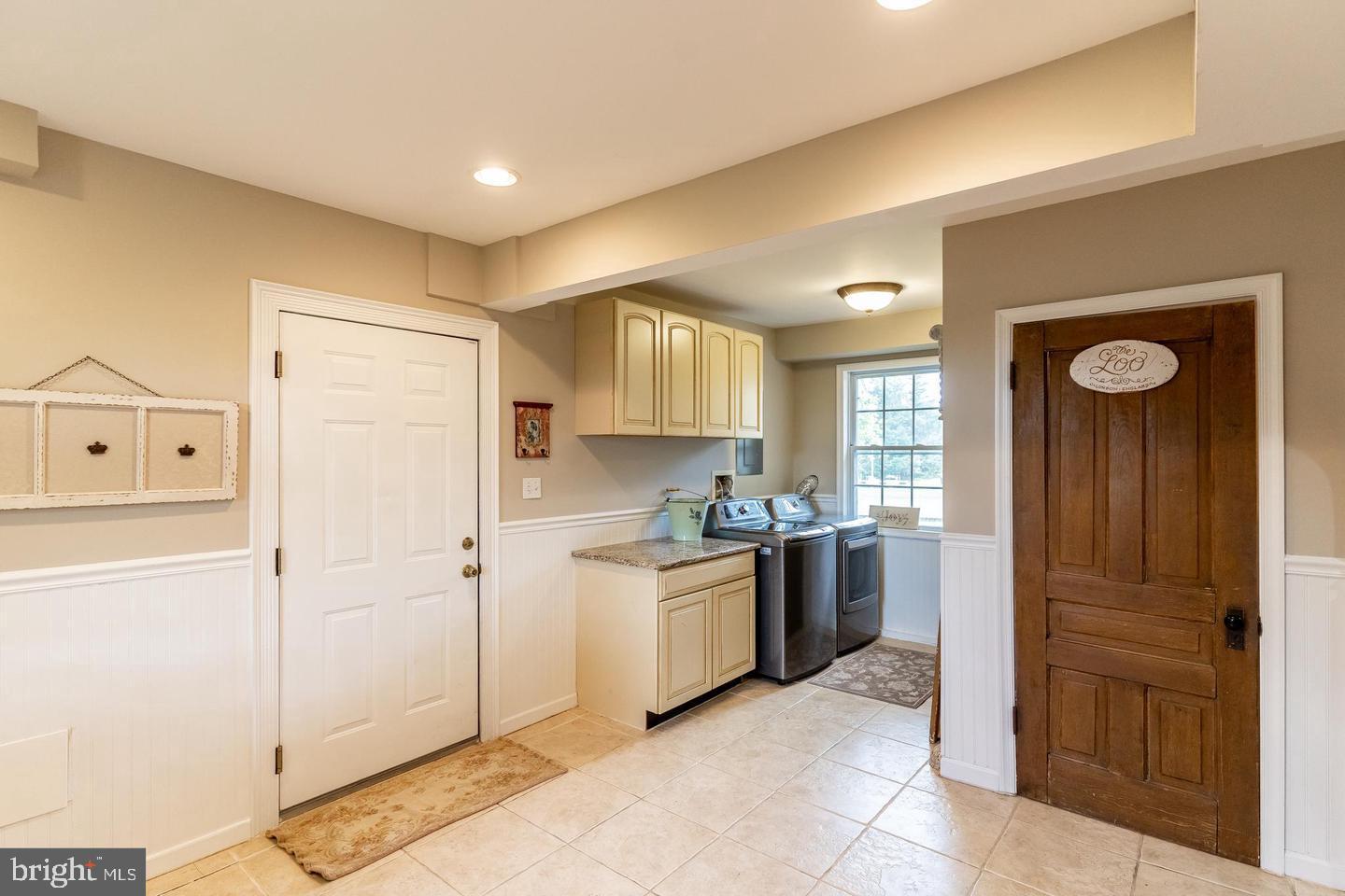 NORTH POTOMAC - Residential