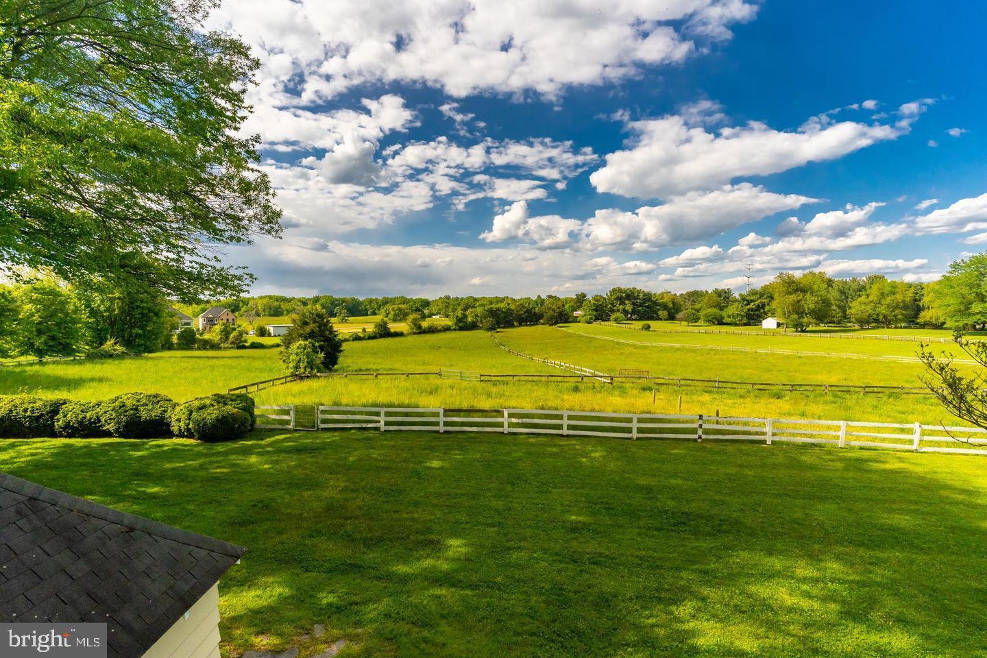 NORTH POTOMAC - Residential