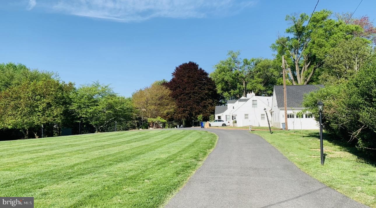 NORTH POTOMAC - Residential