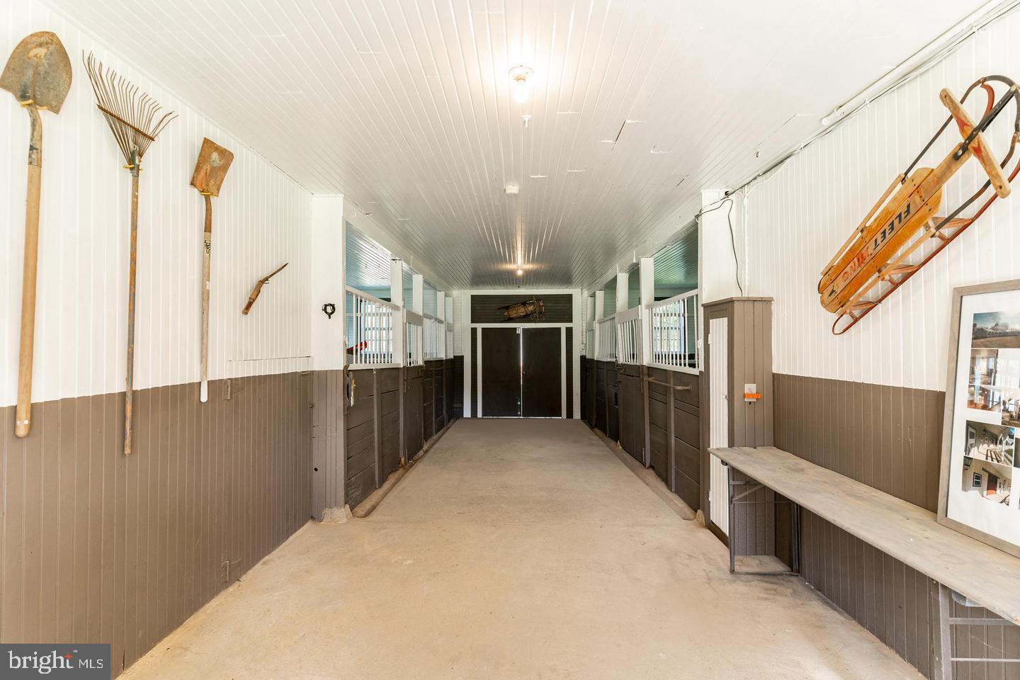 NORTH POTOMAC - Residential