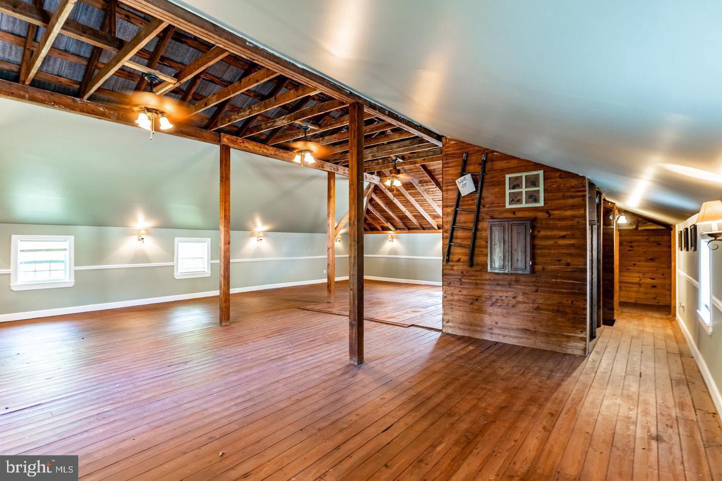 NORTH POTOMAC - Residential