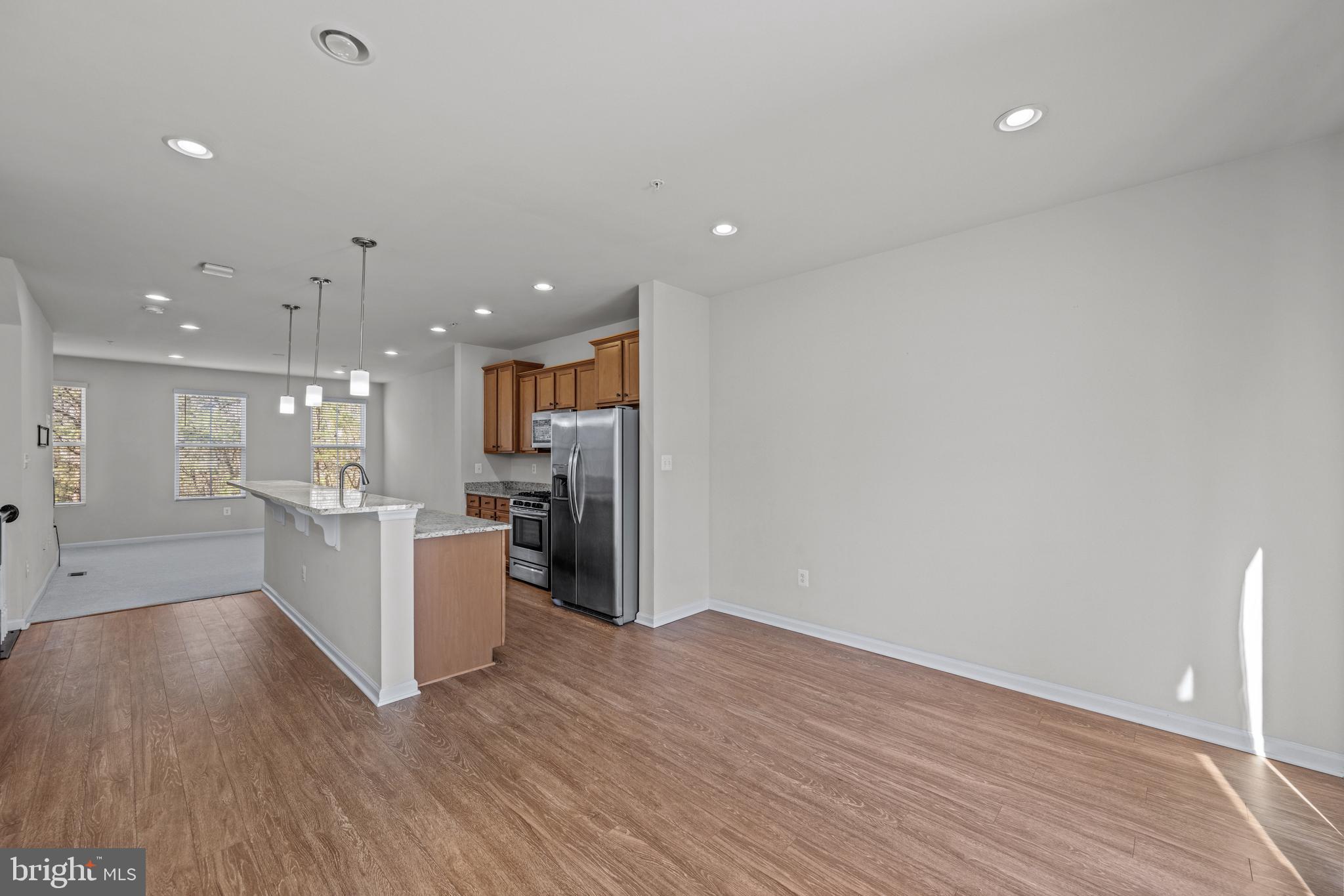 OXFORD SQUARE - Residential