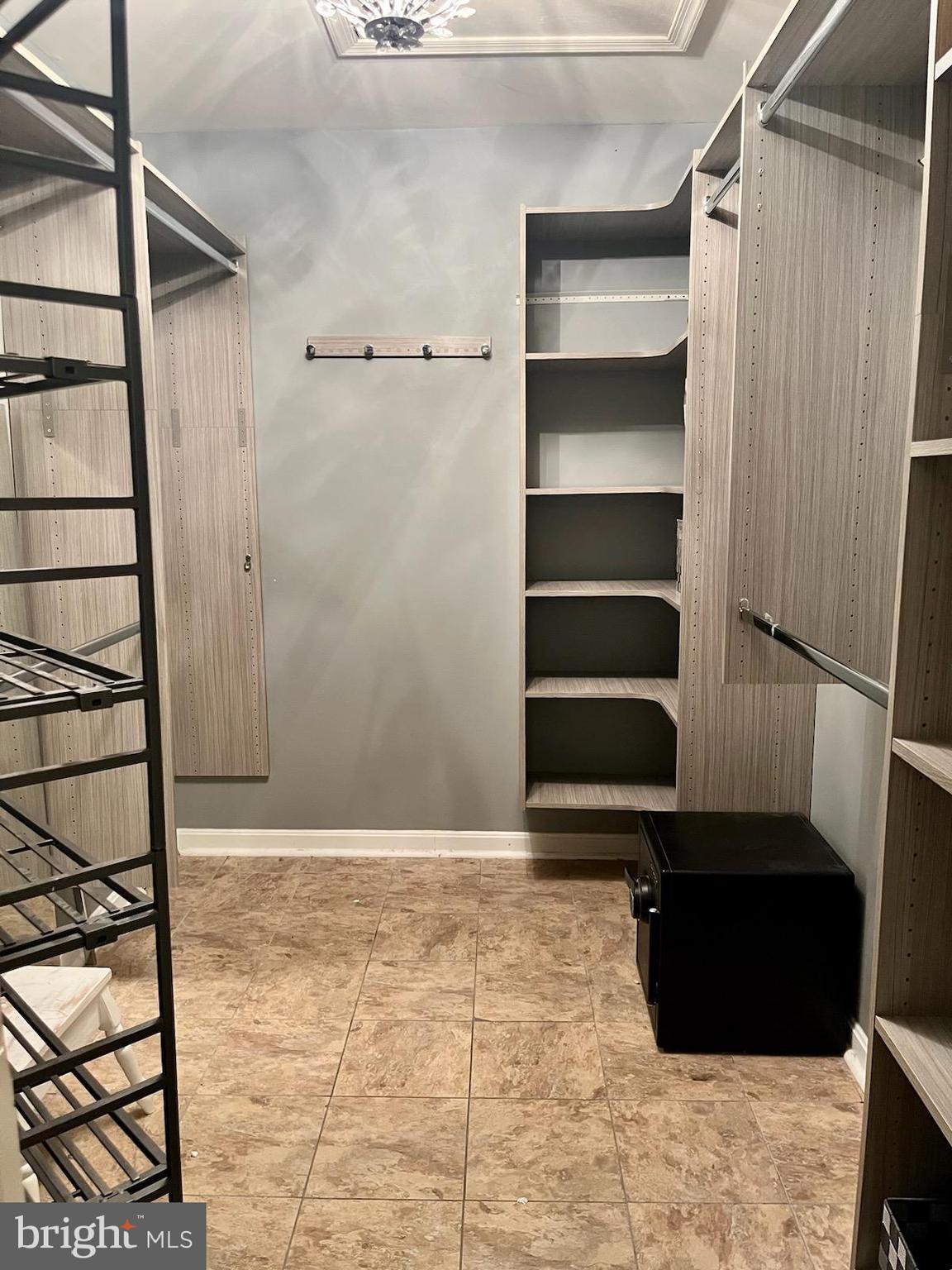 CARRIAGE PARK II - Residential