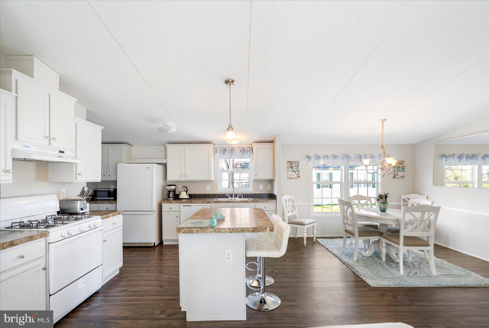 BAYWOOD MOBILE HOME PARK - Residential