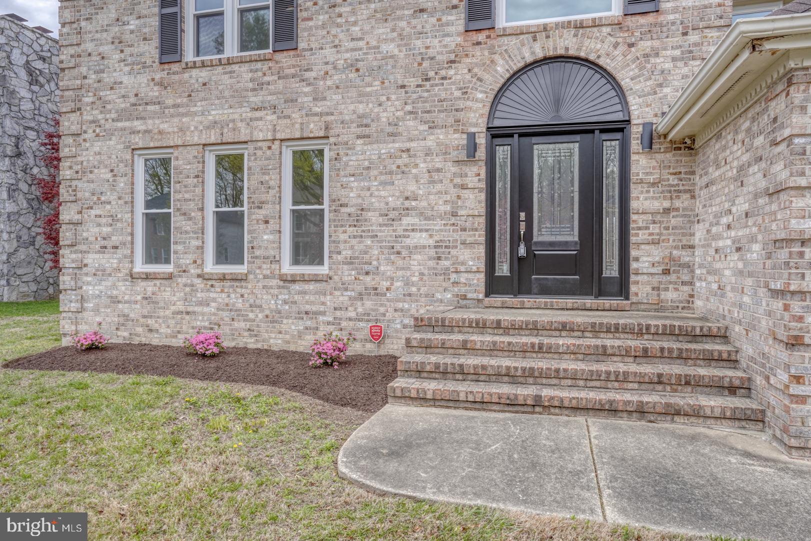 245 MEADOW DRIVE