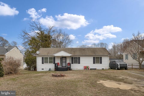 Homes For Sale - 514 Albrough Boulevard<br/> COLONIAL BEACH, VA 22443