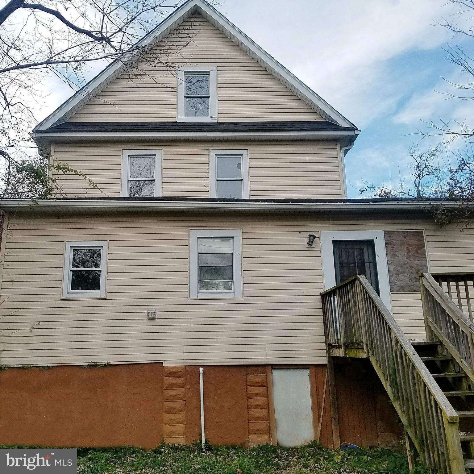 ARLINGTON - Residential