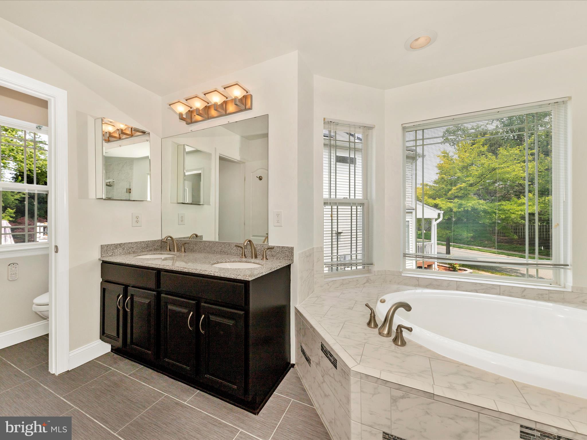 EMORY WOODS - Residential