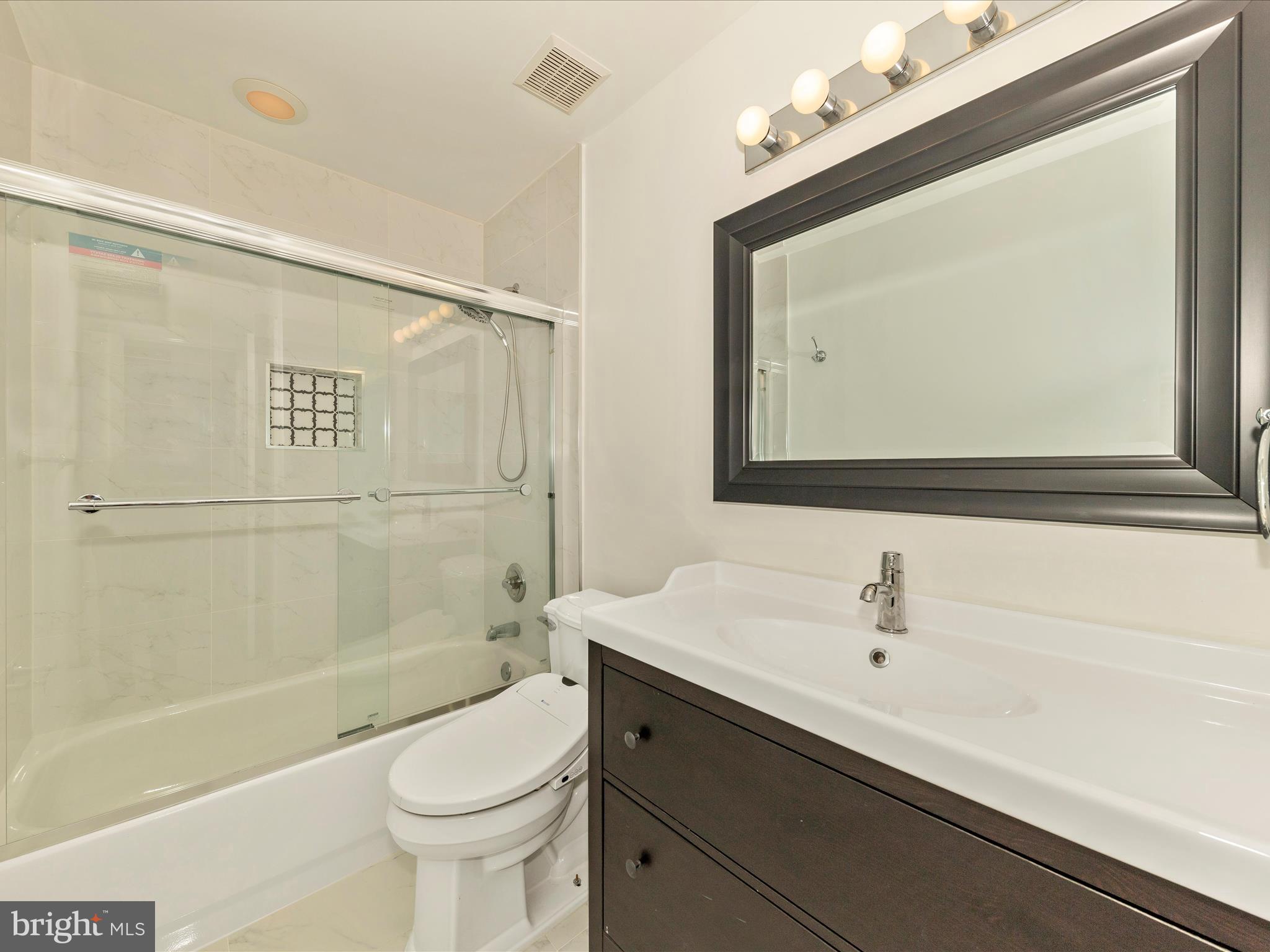 EMORY WOODS - Residential