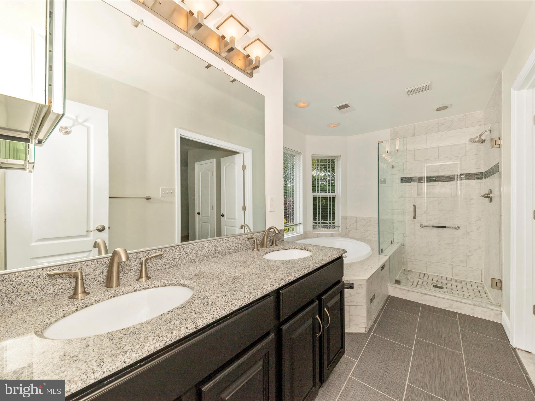 EMORY WOODS - Residential