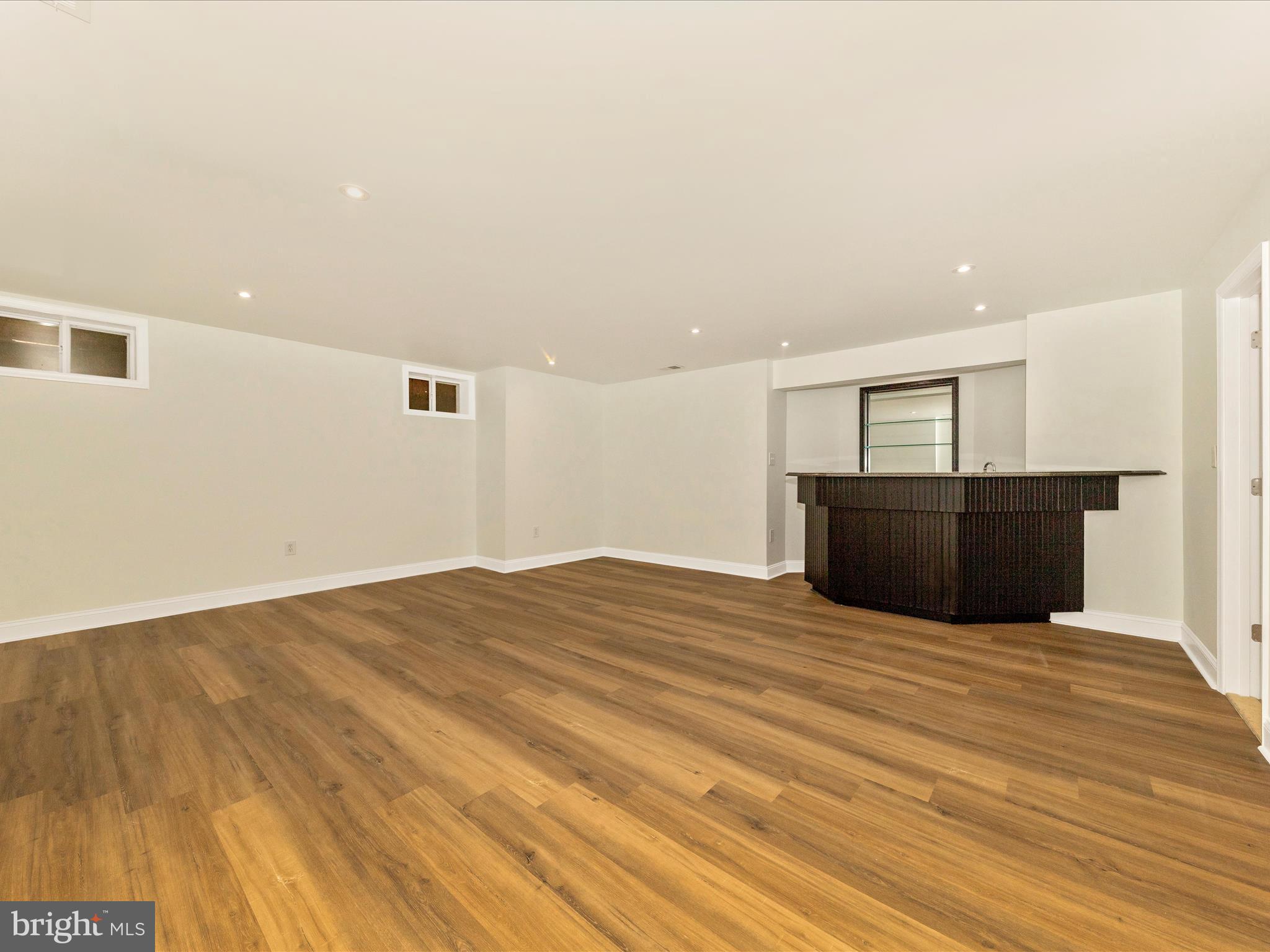 EMORY WOODS - Residential