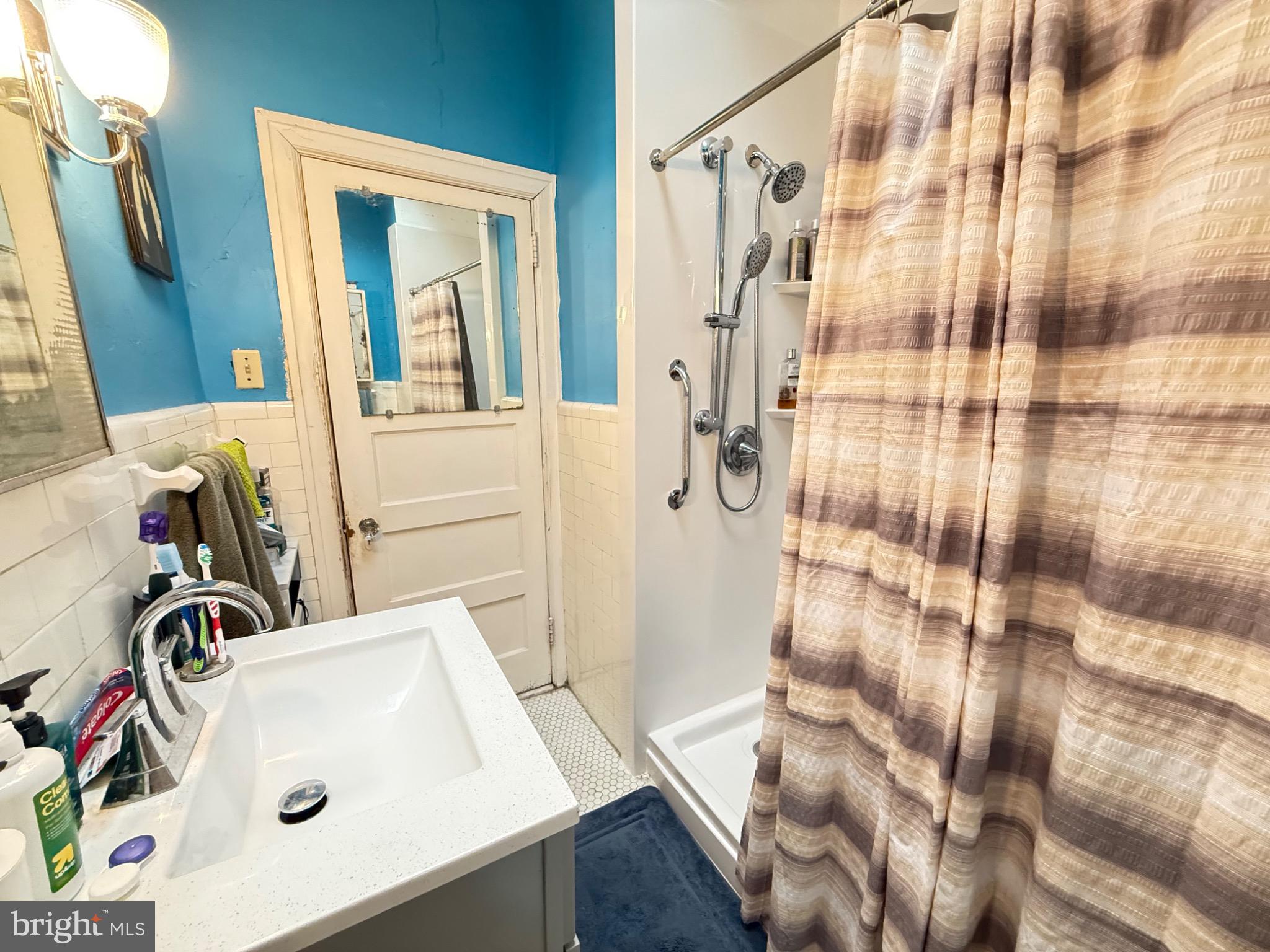 GERMANTOWN (EAST) - Residential