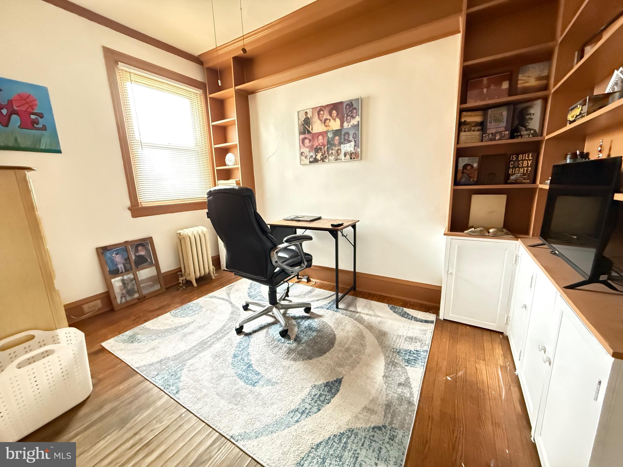 GERMANTOWN (EAST) - Residential