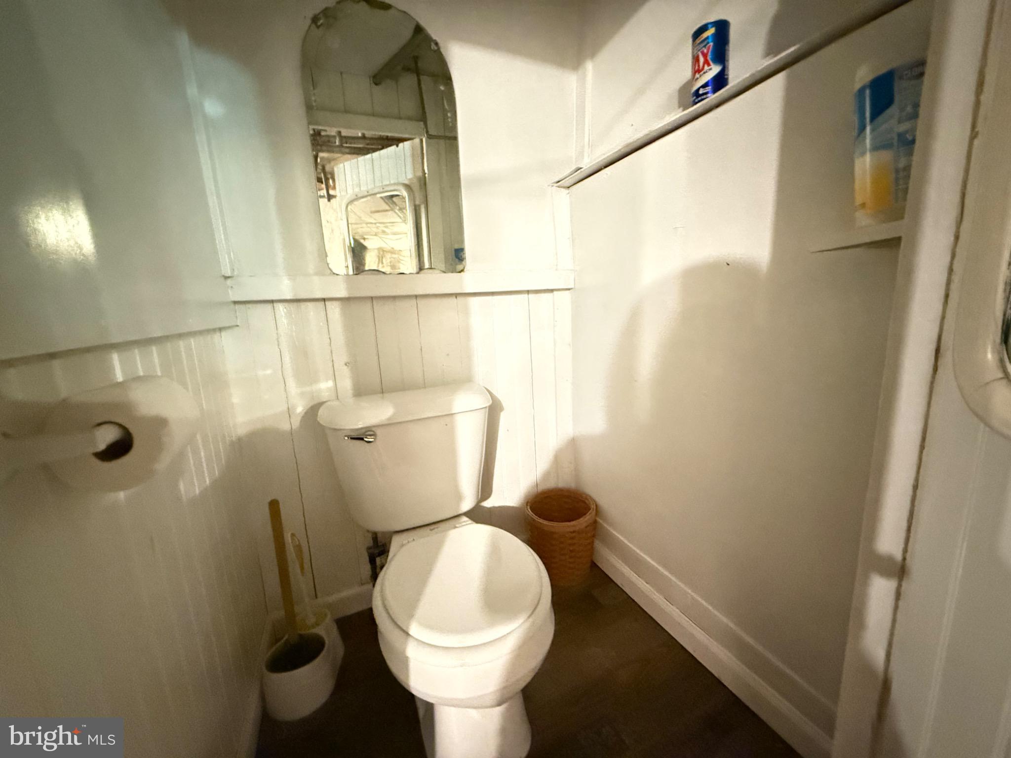 GERMANTOWN (EAST) - Residential