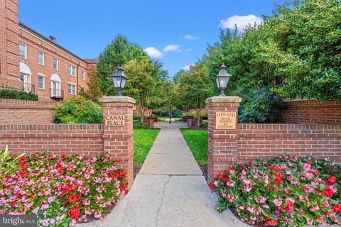 1205 N PITT 3C ALEXANDRIA VA 22314