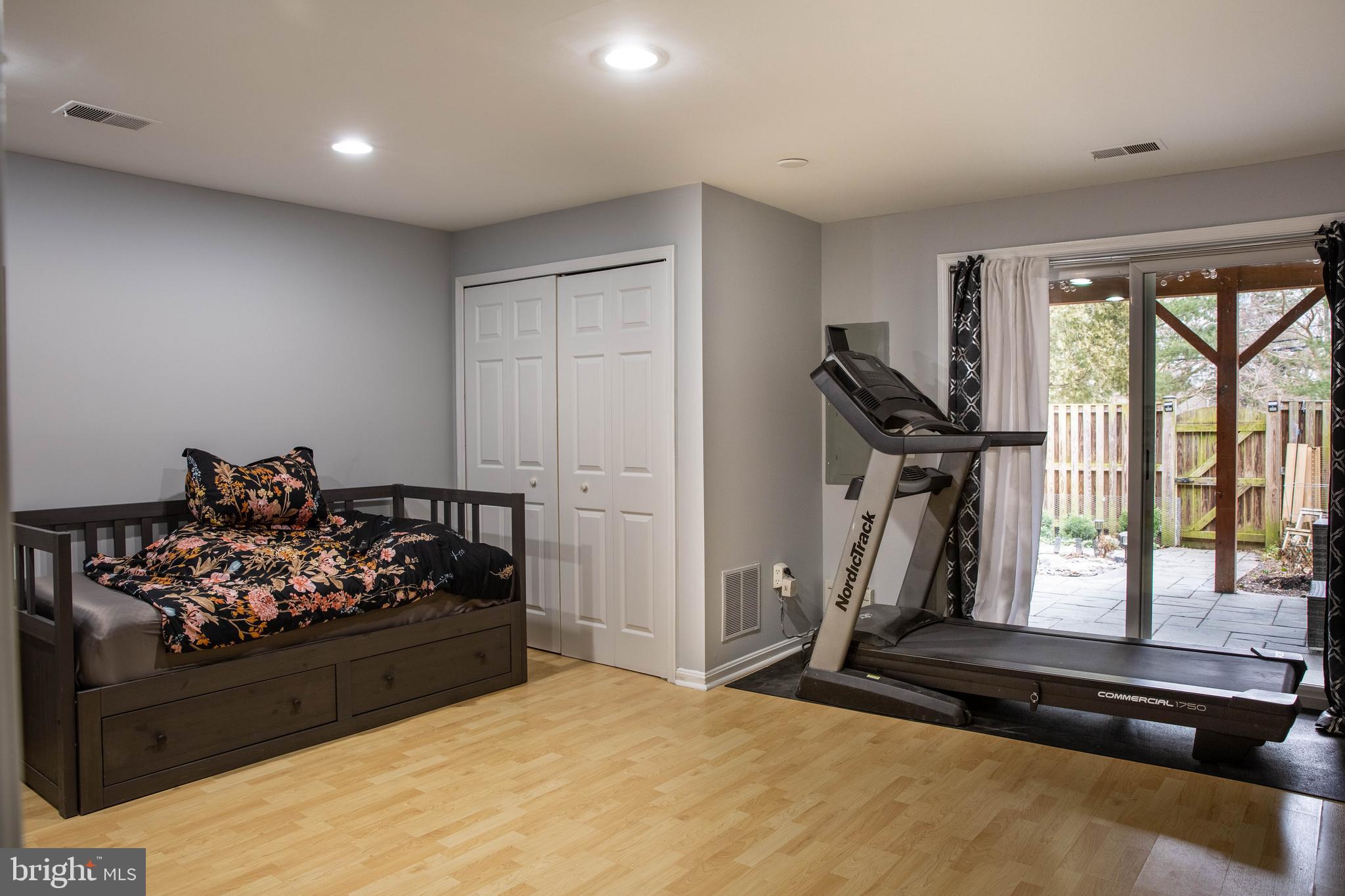 HAYFIELD VIEW - Residential