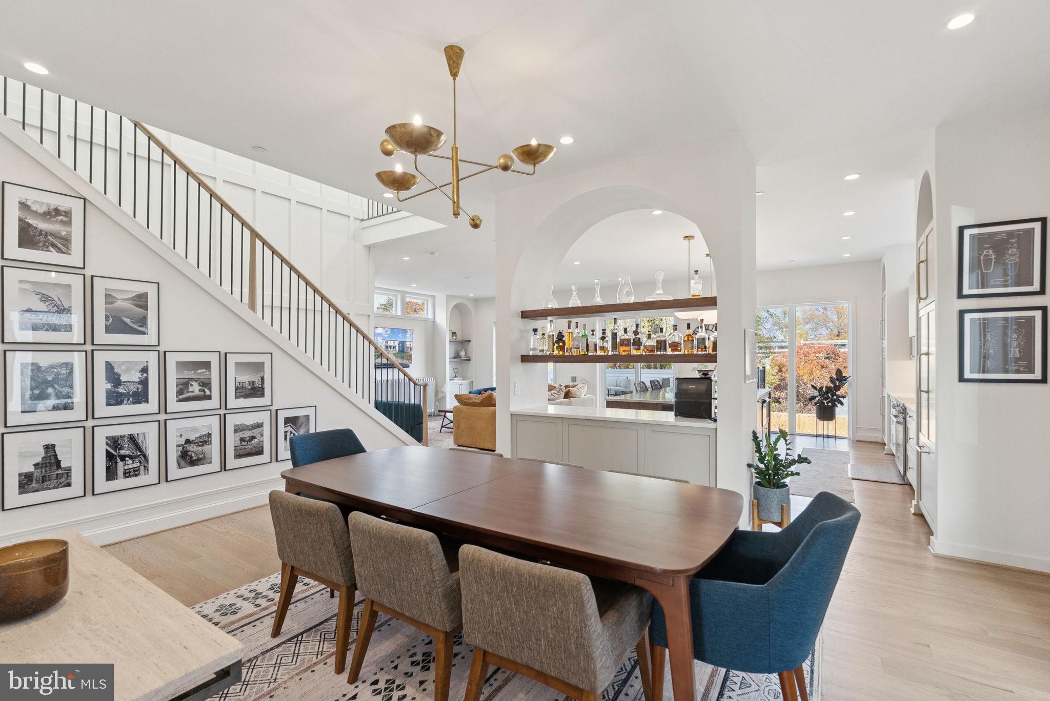 1708 LAWRENCE STREET NE