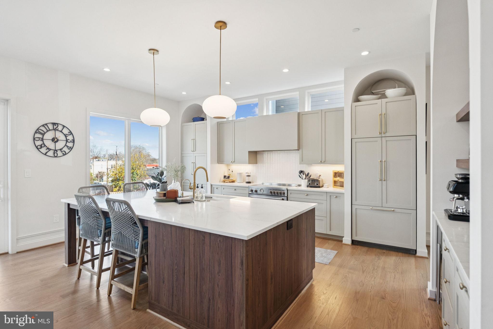 1708 LAWRENCE STREET NE