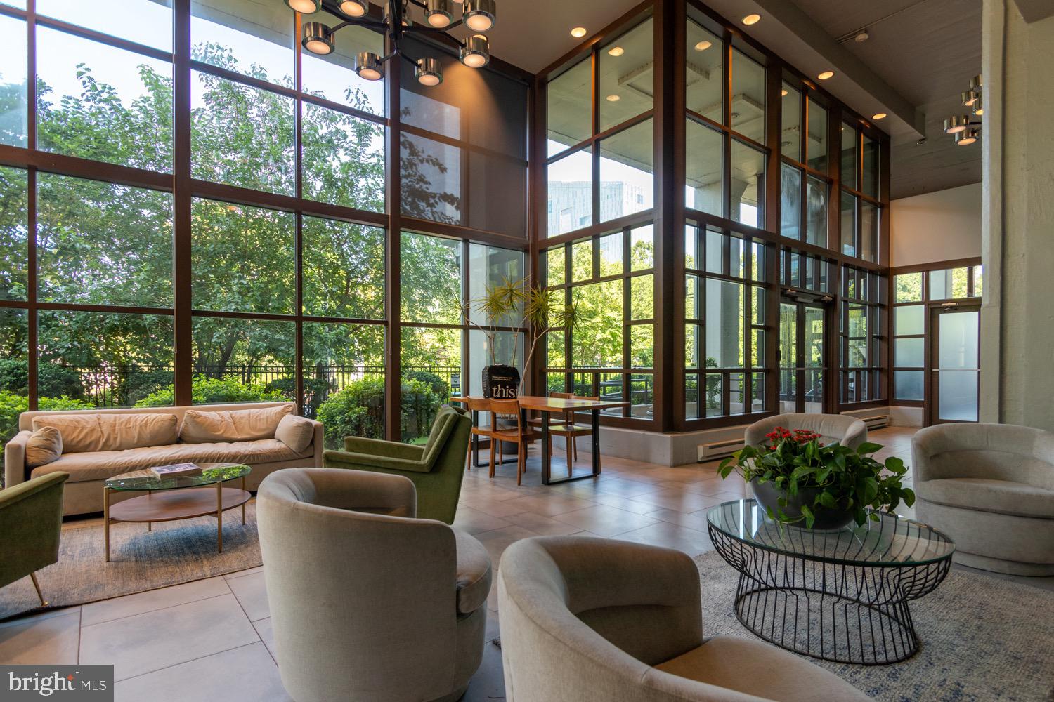 FITLER SQUARE - Residential