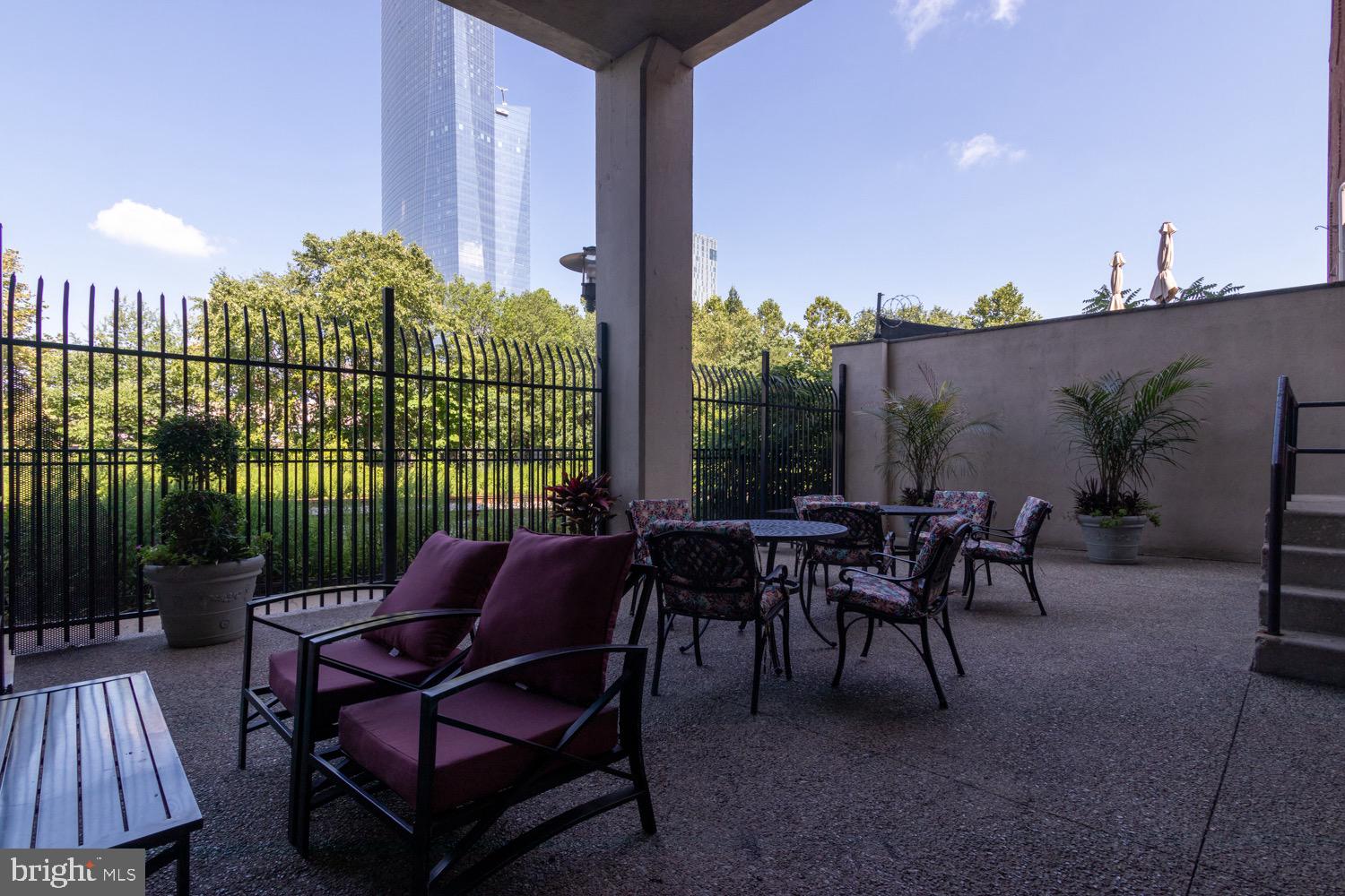 FITLER SQUARE - Residential