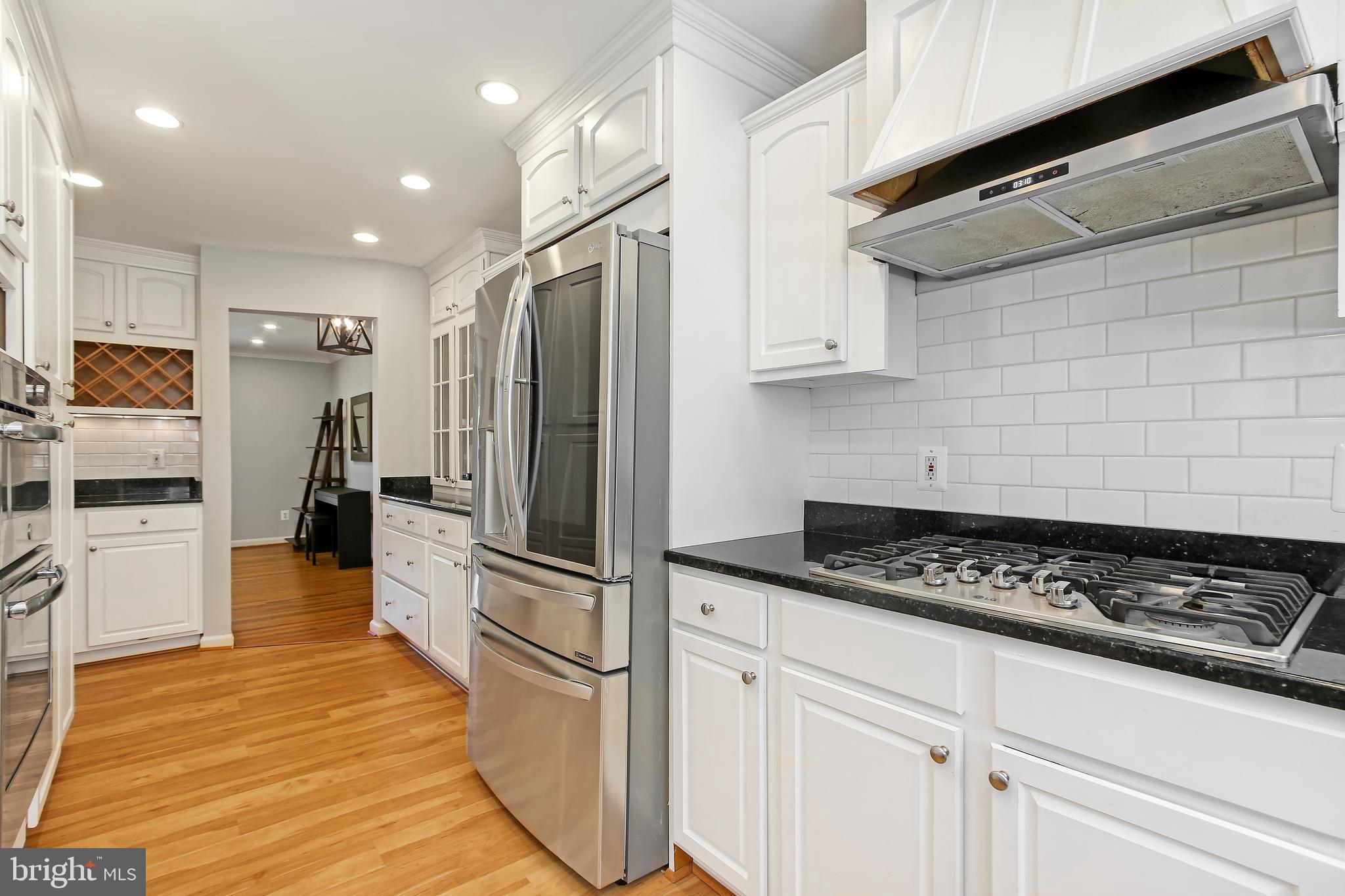 OAKWOOD KNOLLS - Residential