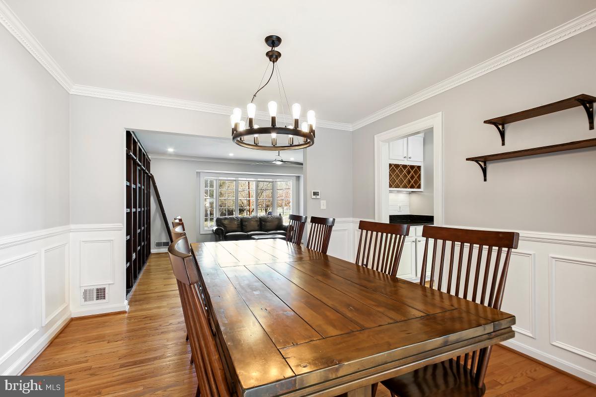 OAKWOOD KNOLLS - Residential