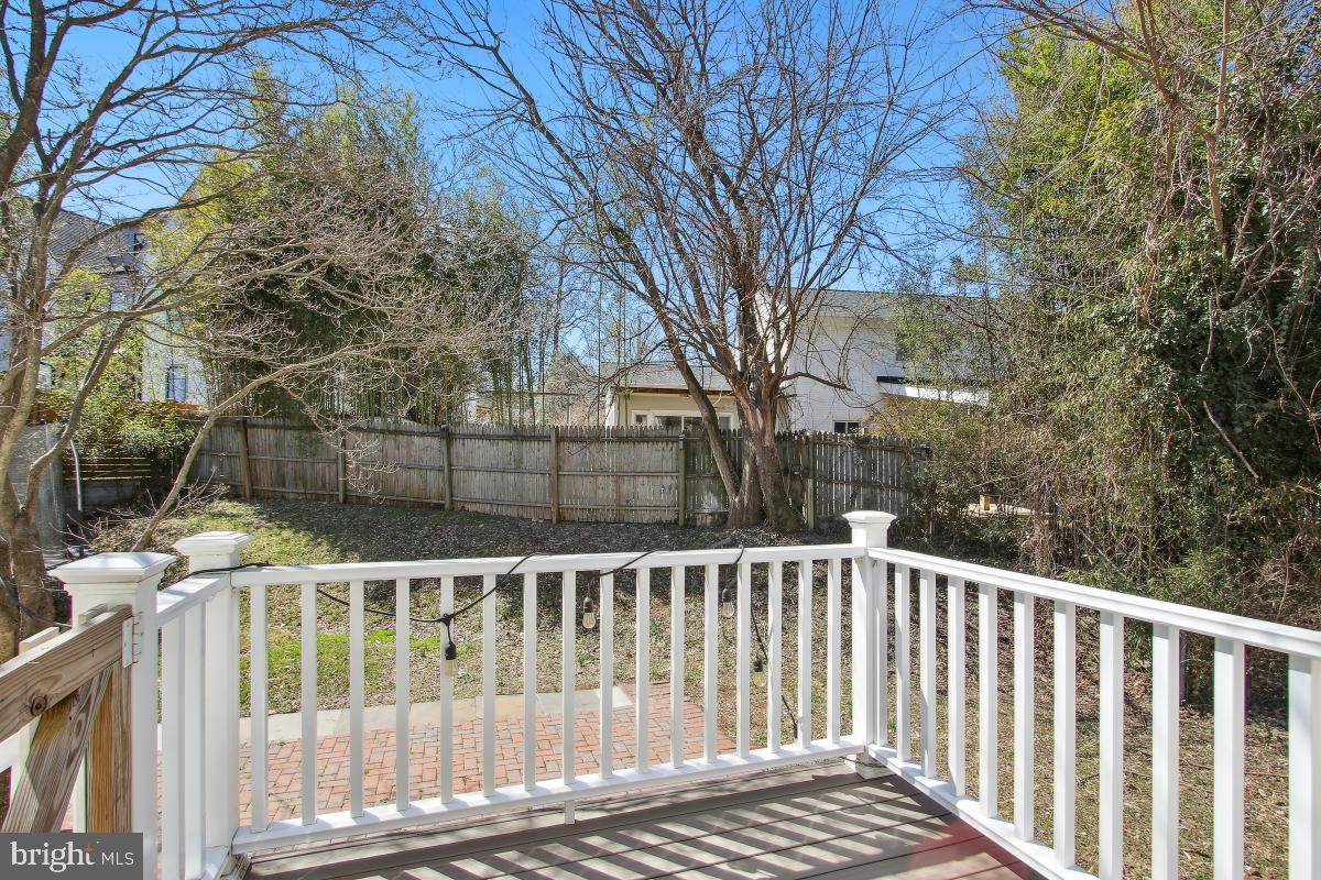 OAKWOOD KNOLLS - Residential