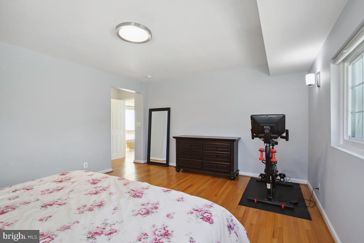 OAKWOOD KNOLLS - Residential