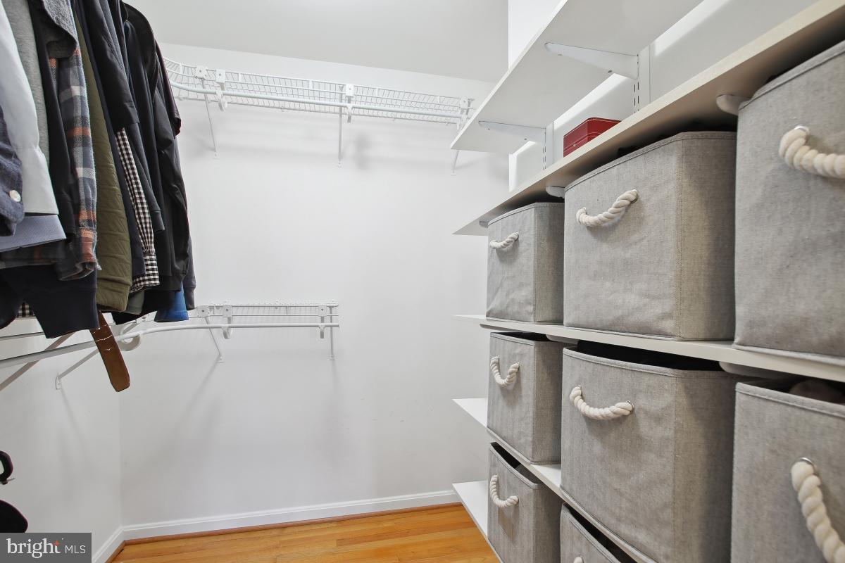 OAKWOOD KNOLLS - Residential