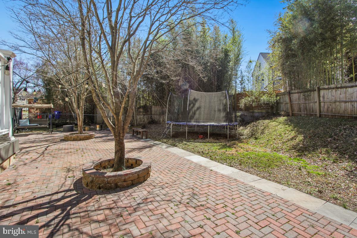 OAKWOOD KNOLLS - Residential