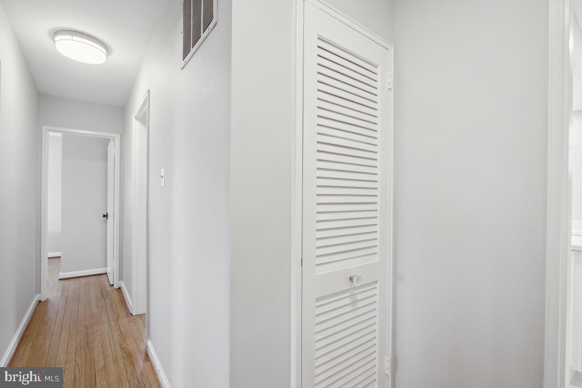 OAKWOOD KNOLLS - Residential